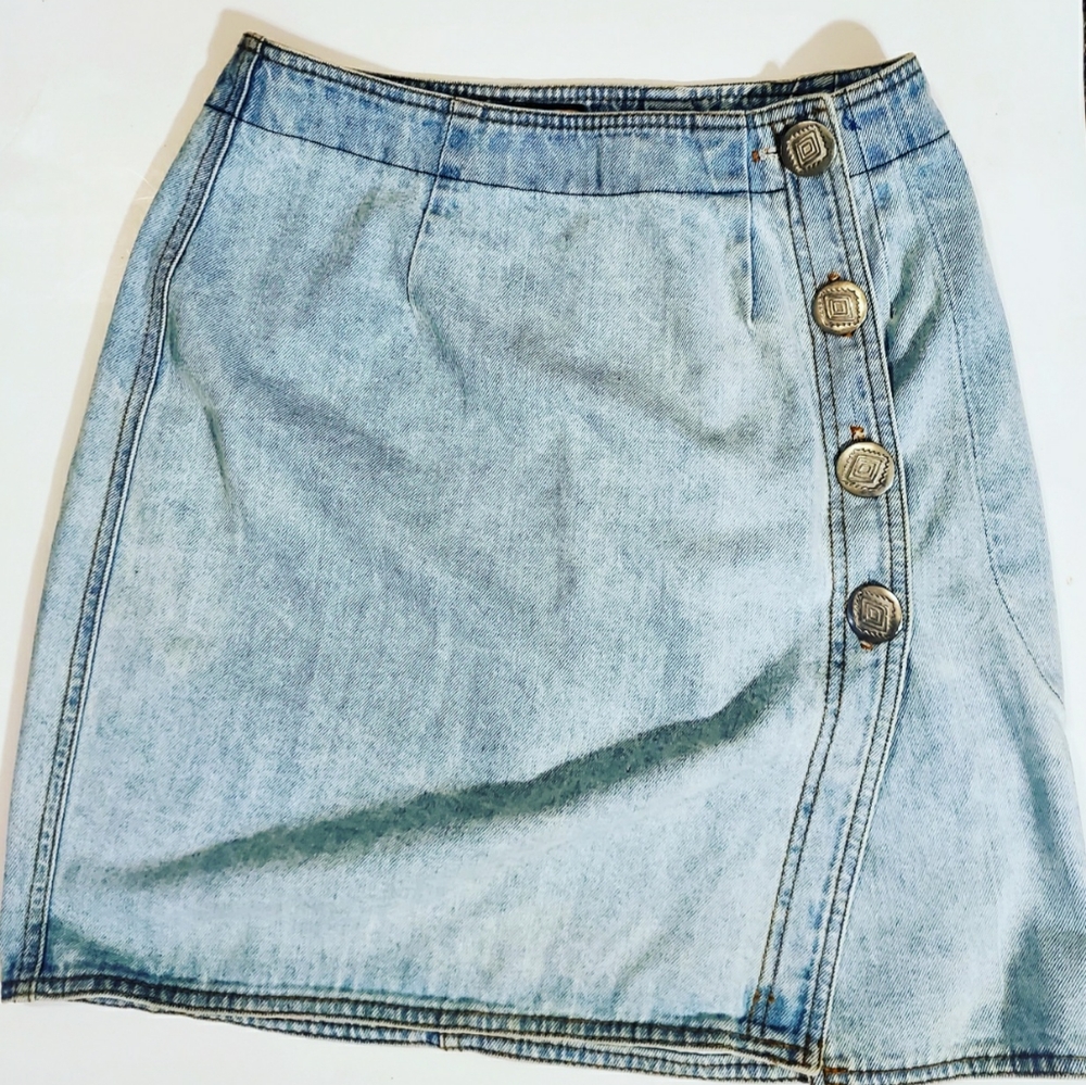 🔥SALE🔥R☆Rodeo Light Blue Wash Denim Skirt w/Side Buttons - Picture 1 of 8